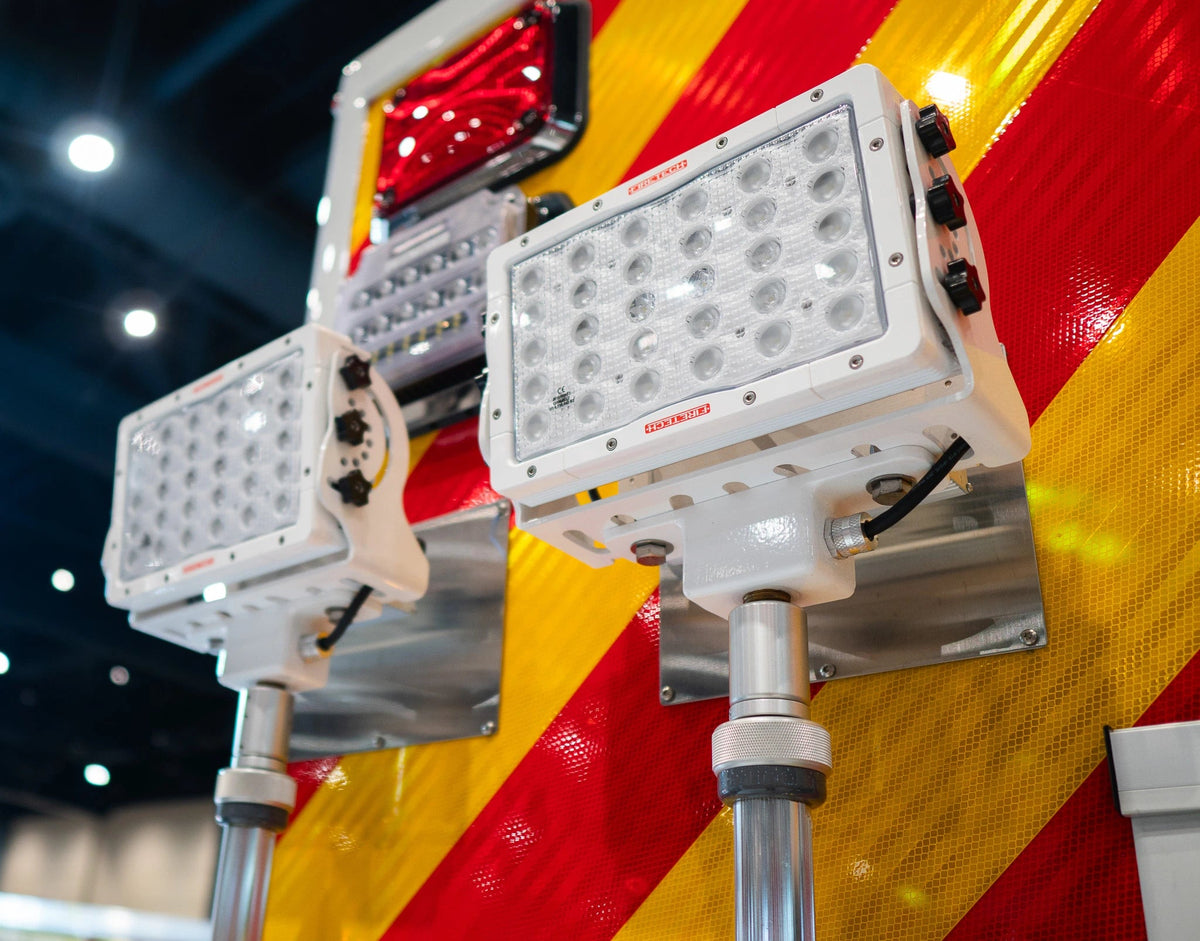FireTech Pole Mount Scene Lights