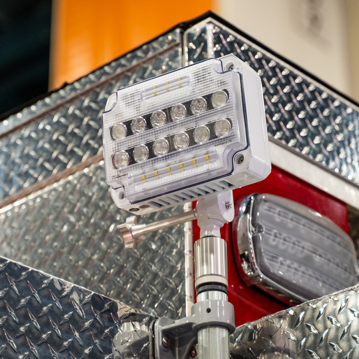 FireTech Pole Mount Scene Lights